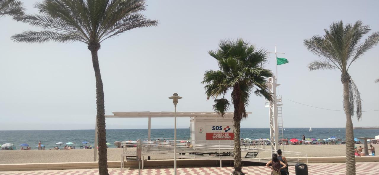 Apartamento Playa Zapillo อัลเมรีอา ภายนอก รูปภาพ